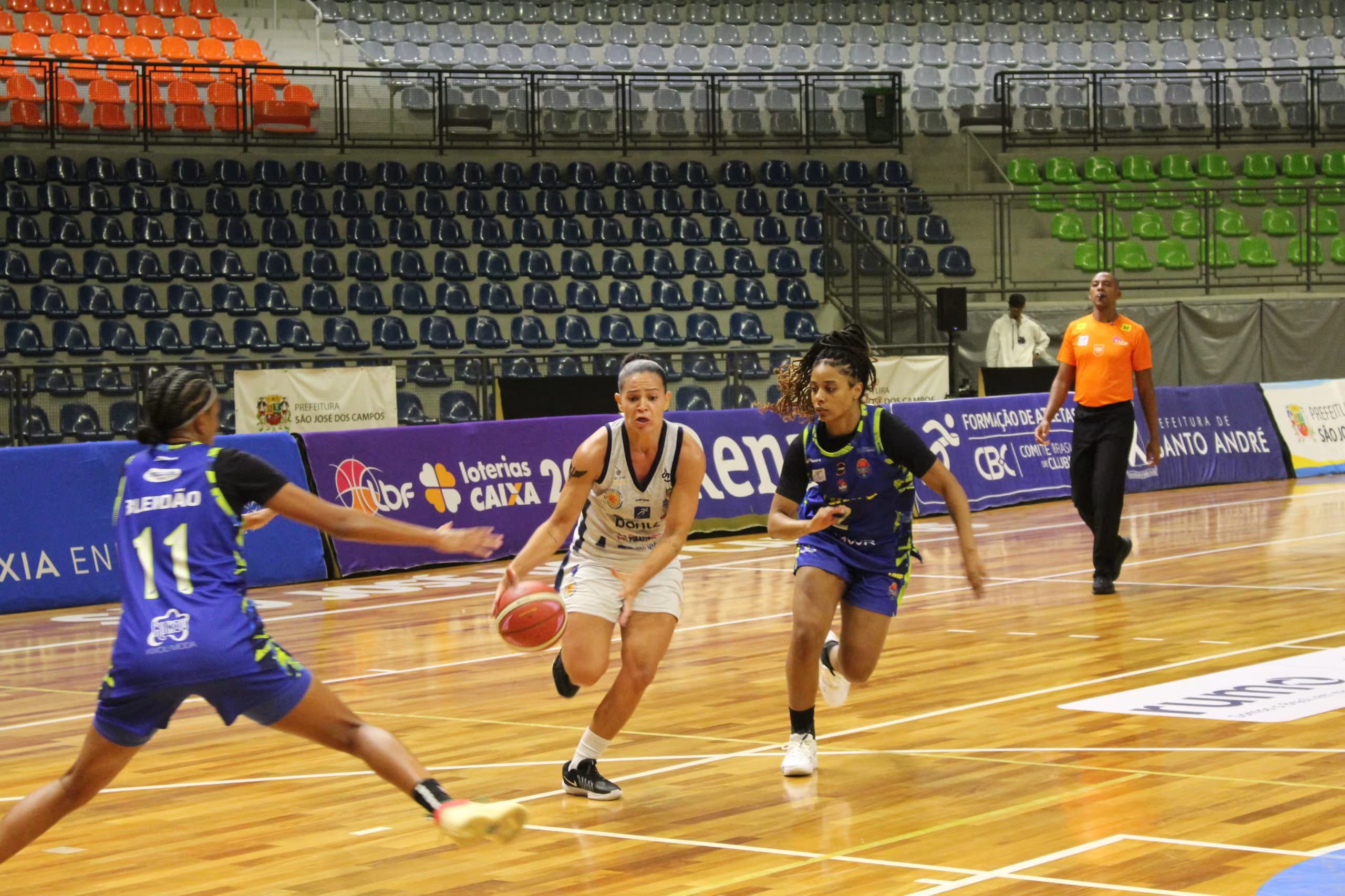 basquete_feminino-742931