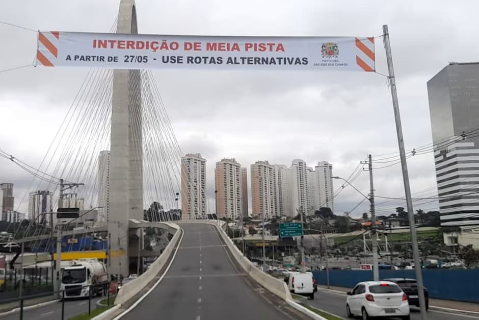 faixa-ponte-estaiada