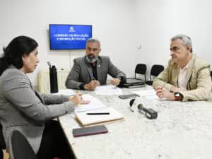 comissao_educacao-104369