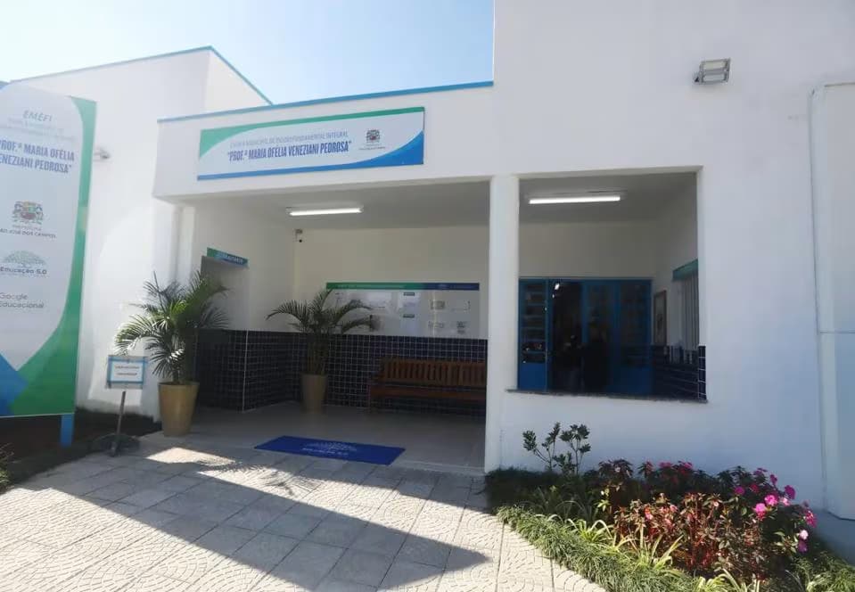 escola_por_do_sol-586232