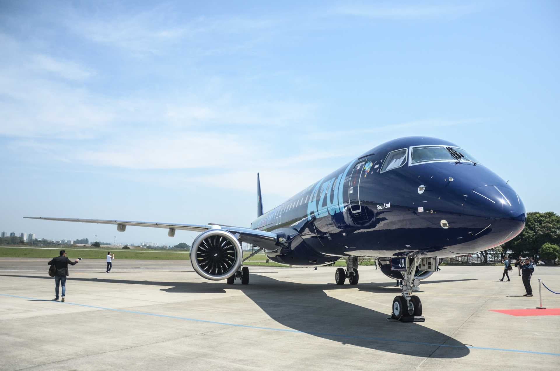 Entrega do avião E192-E2 da Embraer à Azul – BrunoCastilho/Meon
