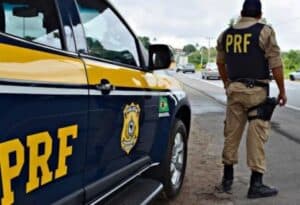 A PRF atendeu o caso e localizou os dois motoristas