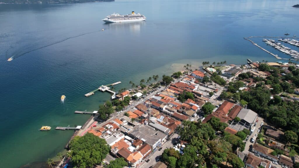 thumbnail_Verao_em_alta_Y_Ilhabela_projeta_crescimento_no_turismo_e_expansao_recorde_de_vagas_de_emprego_2-289009