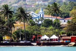 Vista-geral-da-Vila-em-Ilhabela-Reginaldo-Pupo-956009