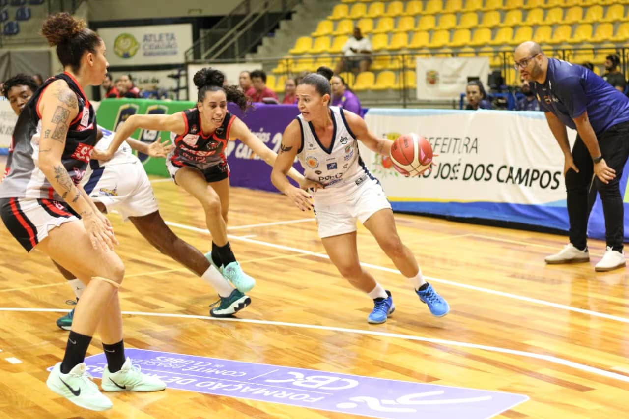 Basketball_feminino-200348