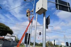 Os equipamentos serão conectados ao CSI (Centro de Segurança e Inteligência) e contarão com tecnologia de leitura automática de placas - Foto: Divulgação