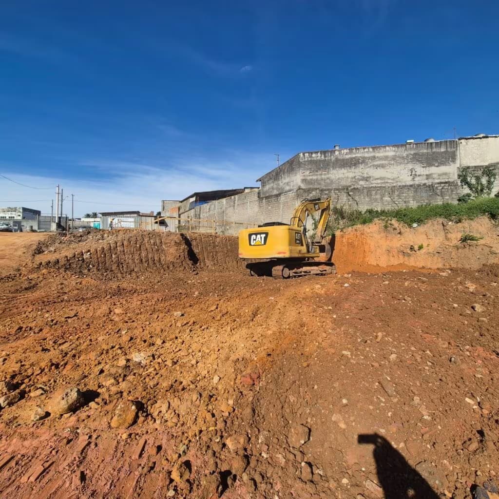 A Prefeitura já iniciou os serviços de terraplenagem - Foto: PMSJC