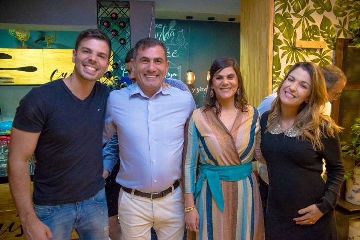 Quem é Khaled, o dono da Mobile Top em São José