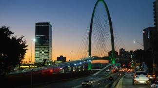 Arco da Inovação iluminação