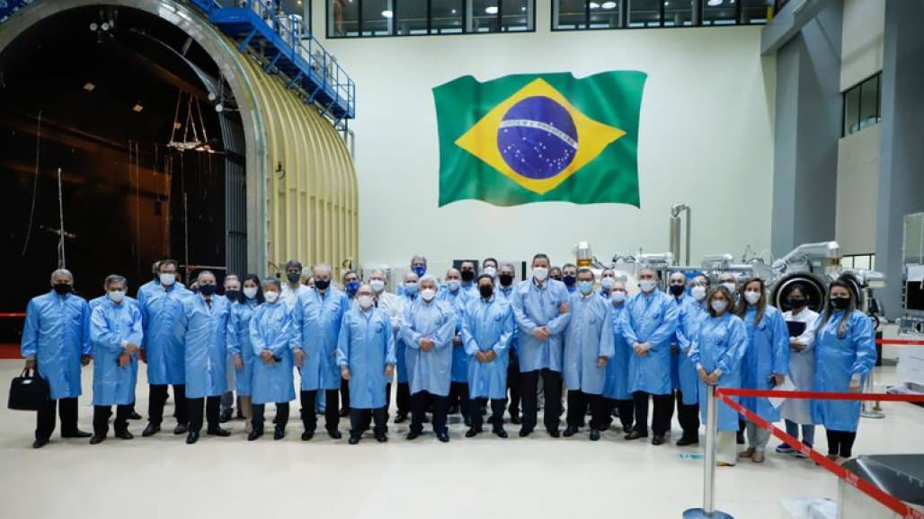 Visita de Mourão e Marcos Pontes ao Inpe (Leonardo Marques - ASCOM/MCTI) Visita de Mourão e Marcos Pontes ao Inpe (Leonardo Marques - ASCOM/MCTI)