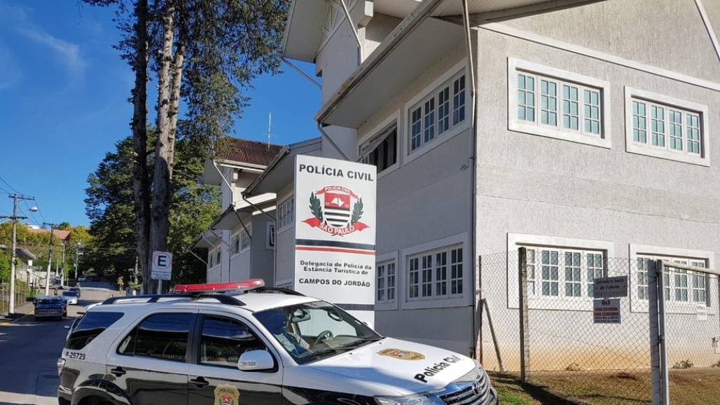 DELEGACIA DE POLICIA EM CAMPOS DO JORDÃO (Reprodução / Facebook) DELEGACIA DE POLICIA EM CAMPOS DO JORDÃO (Reprodução / Facebook)