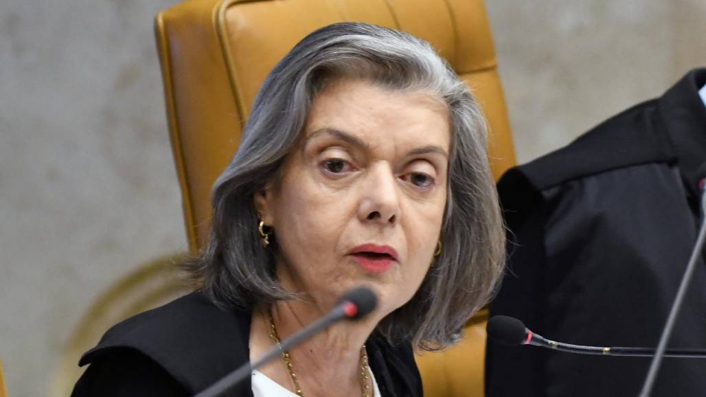 Carmem Lucia Carmem Lucia