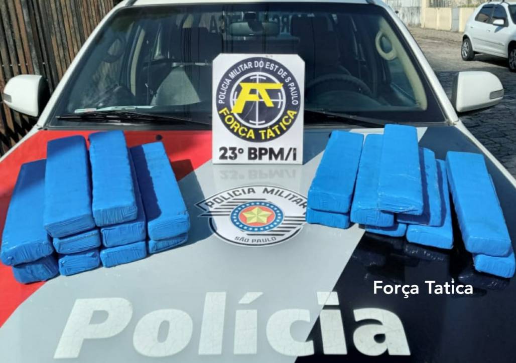 Drogas, maconha - PM (Polícia Militar / Divulgação) Drogas, maconha - PM (Polícia Militar / Divulgação)