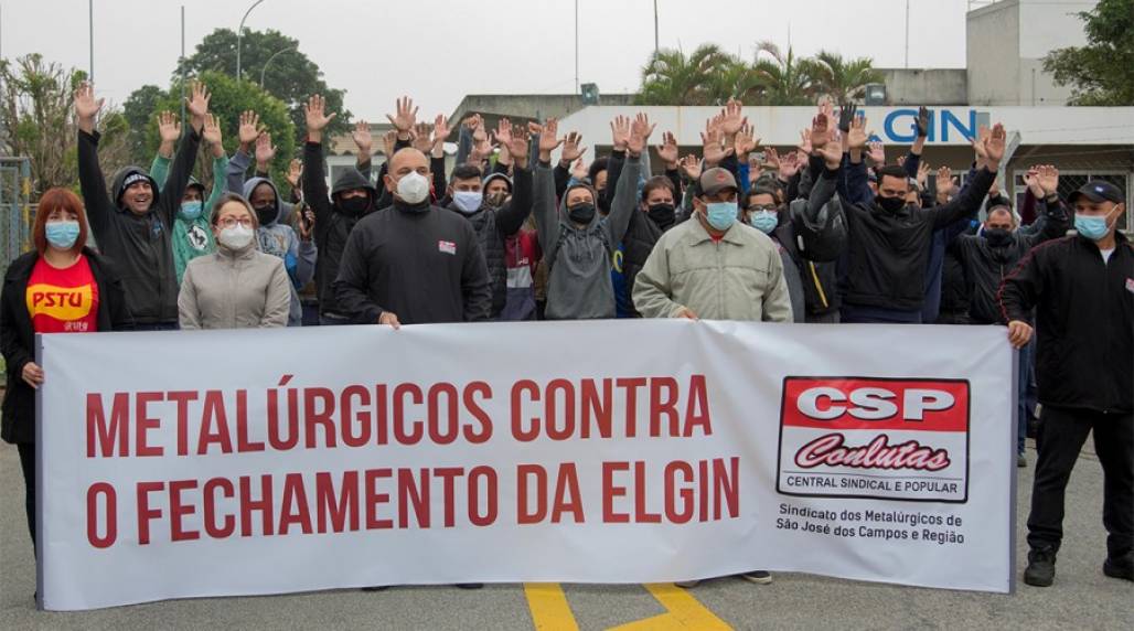 Metalúrgicos contra o fechamento da Elgin - foto de Roosevelt Cássio (Foto / Roosevelt Cássio) Metalúrgicos contra o fechamento da Elgin - foto de Roosevelt Cássio (Foto / Roosevelt Cássio)