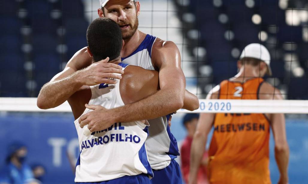 volei de praia (Pilar Olivares/REUTERS) volei de praia (Pilar Olivares/REUTERS)