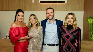 1-Aloísio Vargas e michelle Kainz com Sheila Mello e Helen Ganzarolli 1-Aloísio Vargas e michelle Kainz com Sheila Mello e Helen Ganzarolli