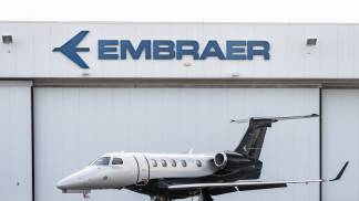 Embraer-Phenom-300E Embraer-Phenom-300E