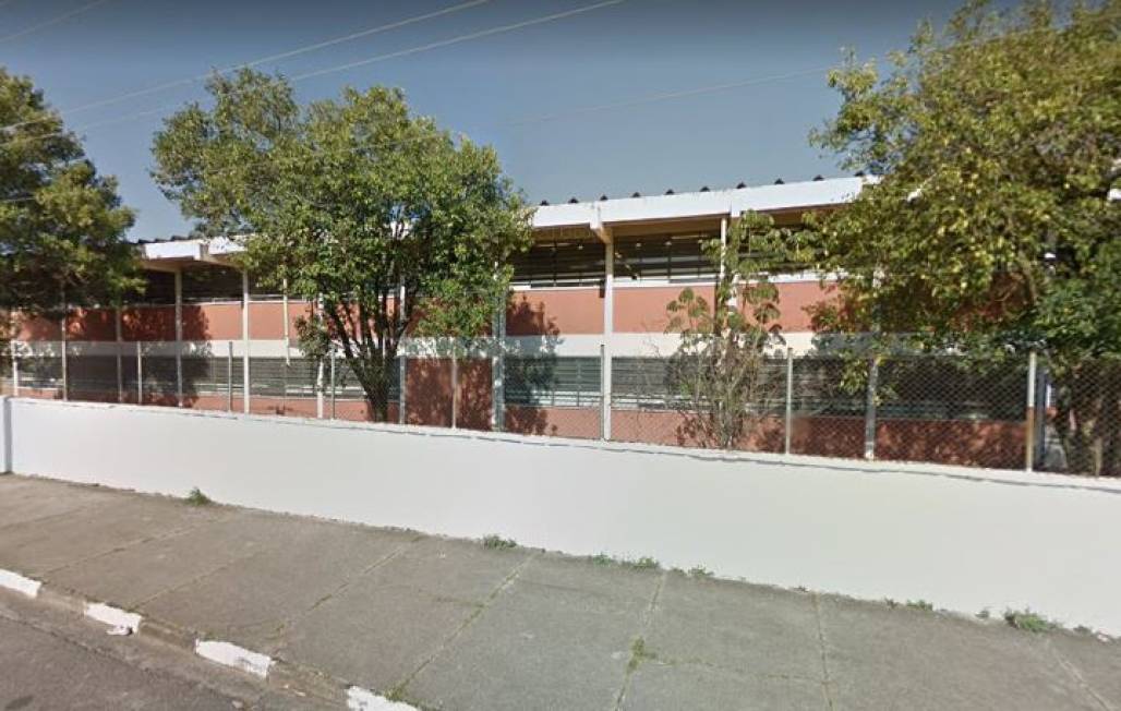escola (Reprodução/Google Street View) escola (Reprodução/Google Street View)