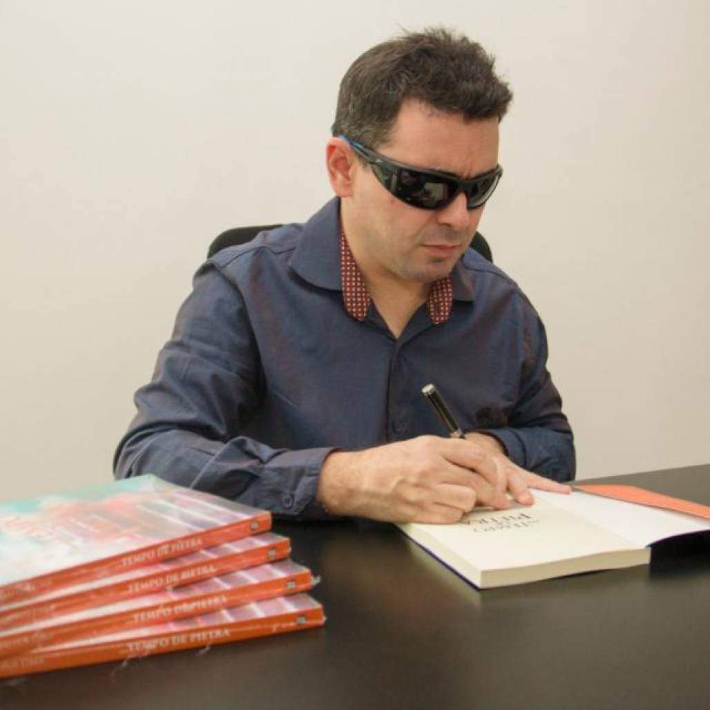 Mateus Lima – Professor e Pessoa com Deficiência visual (Arquivo Pessoal) Mateus Lima – Professor e Pessoa com Deficiência visual (Arquivo Pessoal)