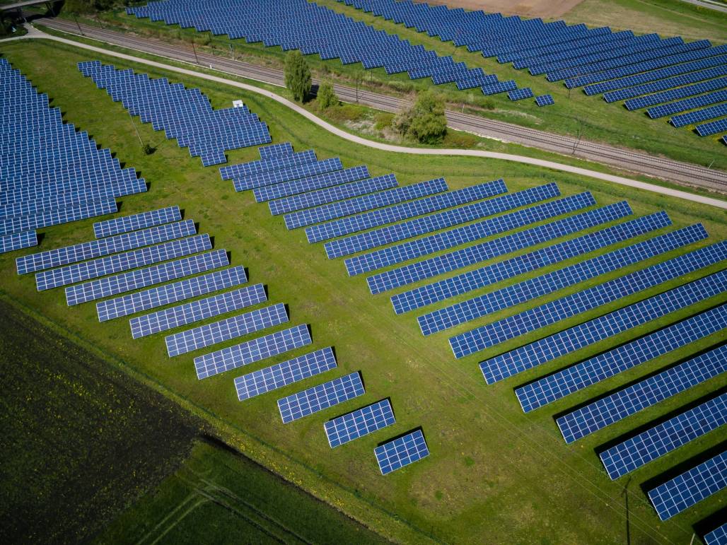 Governo cria marco regulatório para a geração de energia elétrica distribuída (CBIC) Governo cria marco regulatório para a geração de energia elétrica distribuída (CBIC)