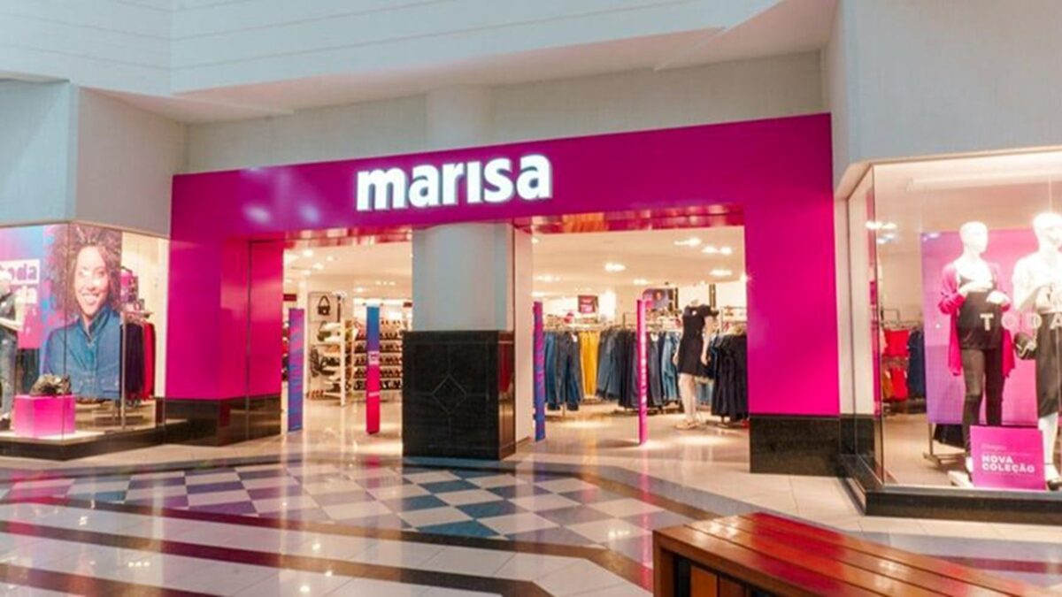 Marisa fecha lojas para reestruturação financeira