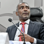 Justiça do Rio determina leilão de bens de Romário