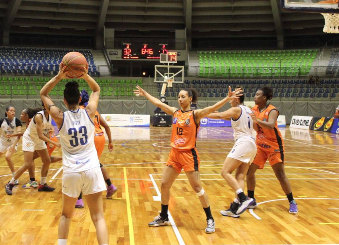 Santo André vence Pindamonhangaba pelo Paulista feminino