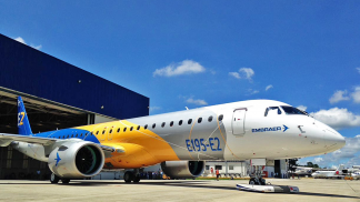 AVIÃO  E195-E2