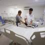 Hospital de Retaguarda é reaberto para internações em São José
