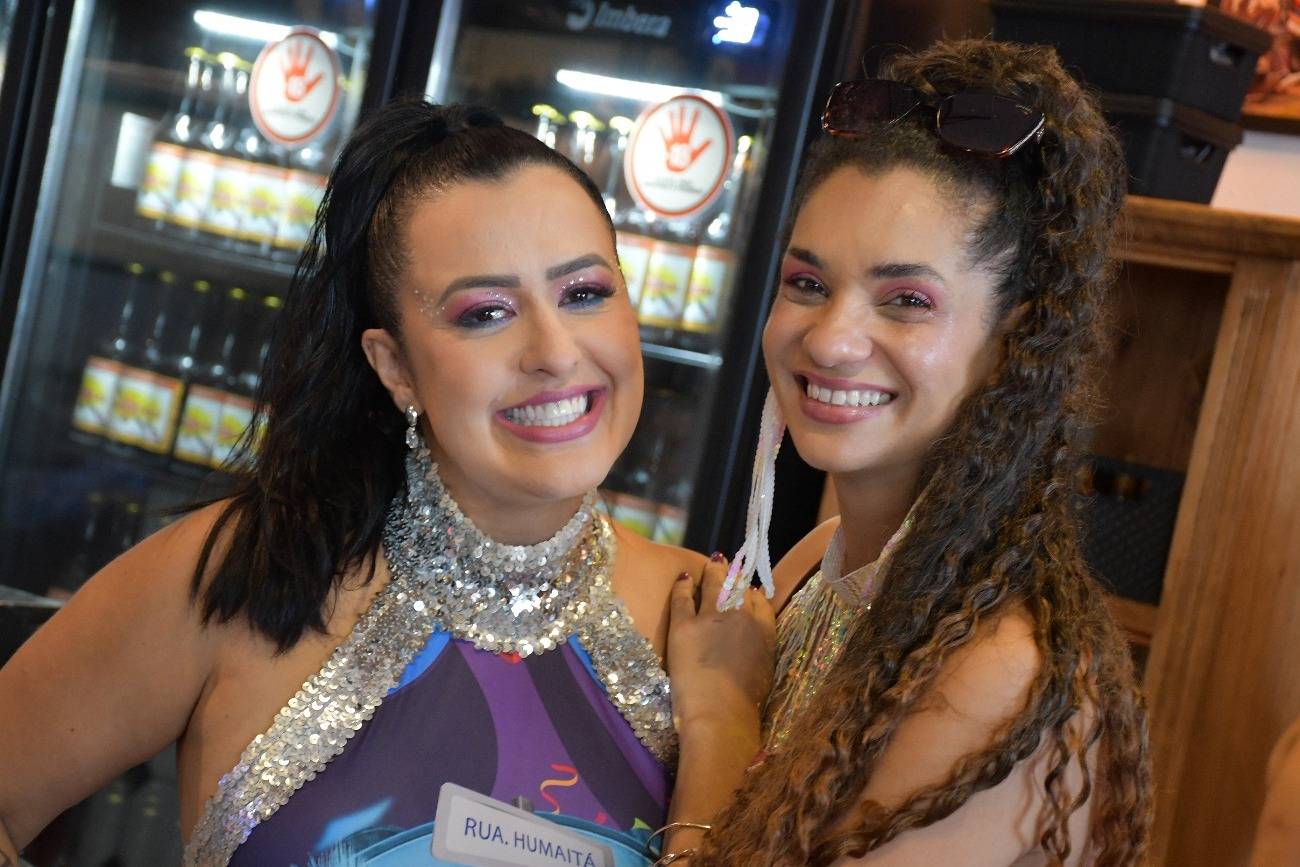 Luana Santos e Mayara Silva