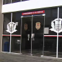 Mulher pula muro para escapar de feminicídio em São José