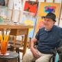 Do microfone ao pincel: a arte de Osmar Santos está em exposição 