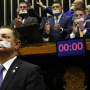 Deputados da oposição passam a noite no plenário da Câmara 