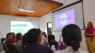 Ilhabela intensifica ações de conscientização e acolhimento no Agosto Lilás, mês de combate à violência contra a mulher