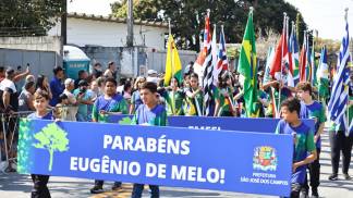 desfile eugenio de mello