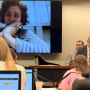 Presa na Itália, Carla Zambelli participa por vídeo de audiência na Câmara