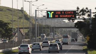 Cinto de segurança rodovia