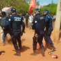 Protesto em frente à Embaixada dos EUA em Brasília termina em confusão