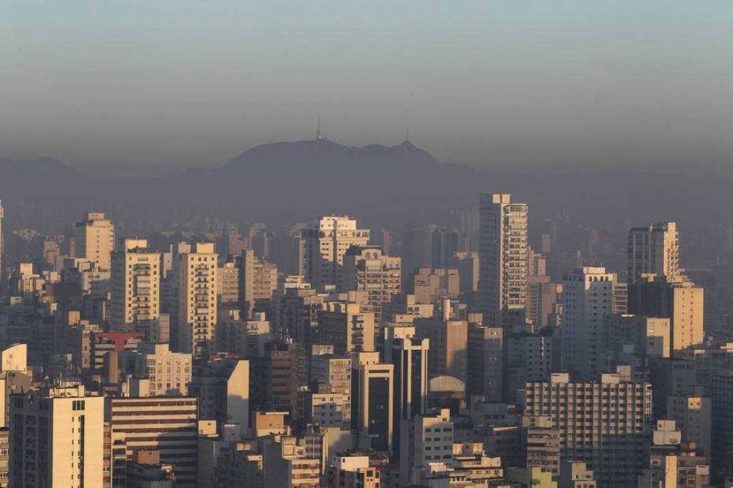 A previsão é de tempo seco, com baixas taxas de umidade relativa do ar na capital paulista são paulo Foto: Felipe Rau/ESTADÃO A previsão é de tempo seco, com baixas taxas de umidade relativa do ar na capital paulista são paulo Foto: Felipe Rau/ESTADÃO