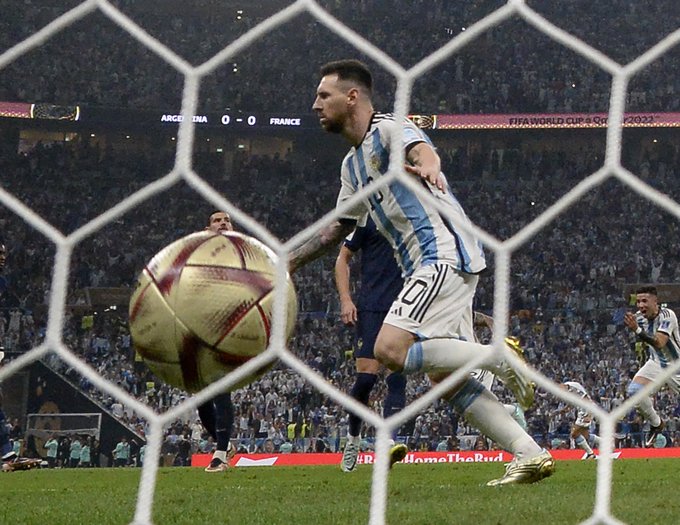 Em jogo de seis gols, Argentina é tricampeã da Copa do Mundo nas  penalidades - ISTOÉ Independente