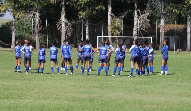 Matheus Gentil/São José Futebol Feminino Matheus Gentil/São José Futebol Feminino
