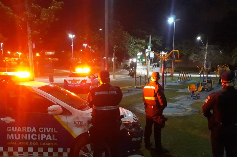 Prefeitura de São José barra 21 festas com aglomeração em 16 bairros diferentes Prefeitura de São José barra 21 festas com aglomeração em 16 bairros diferentes